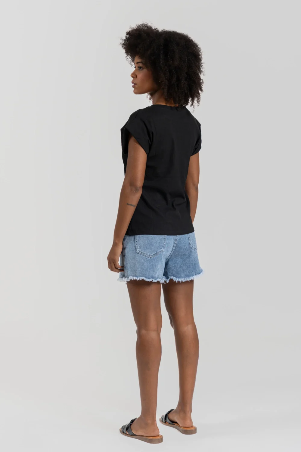 Camiseta Olivia - Imagen 2